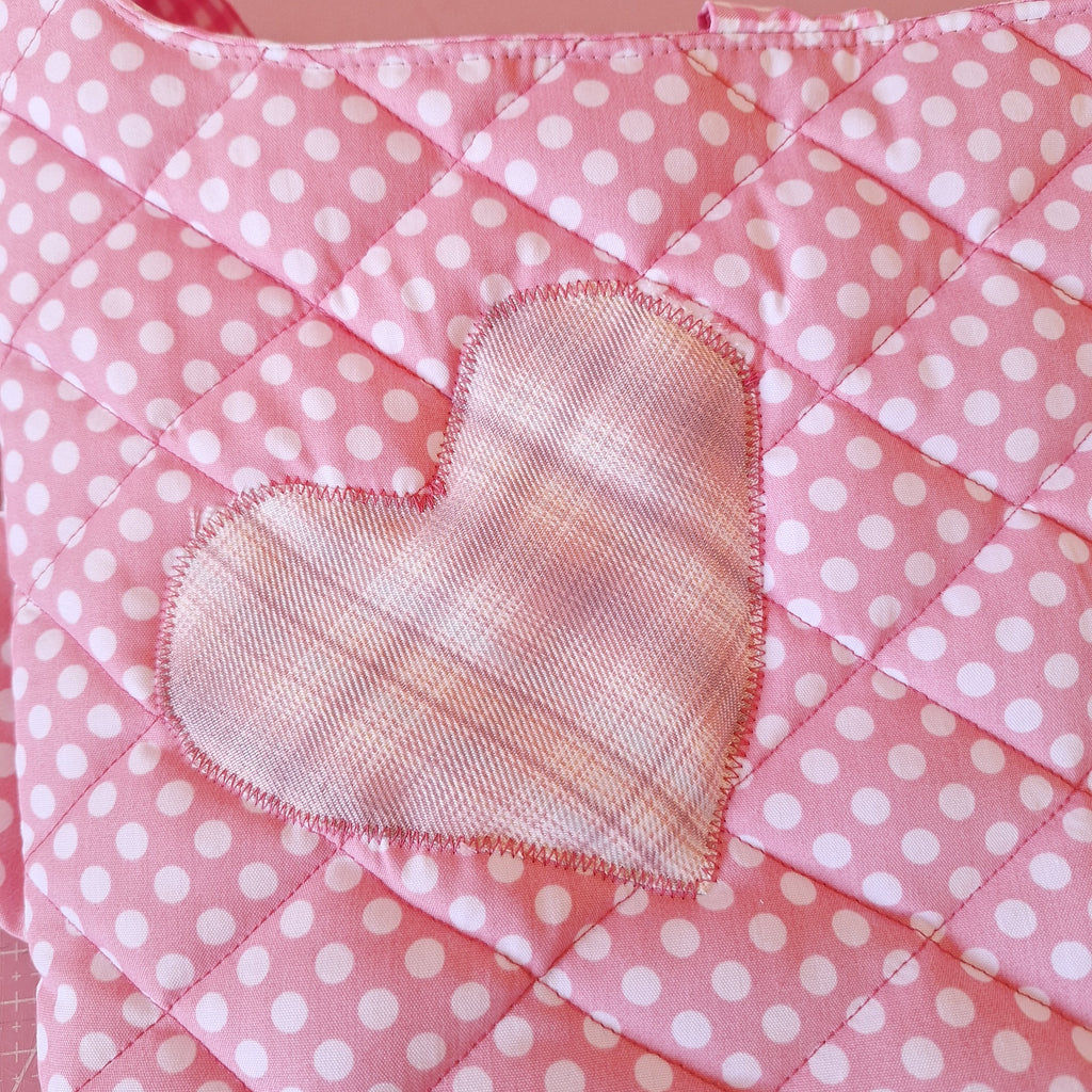 Bolso de tiburón rosa