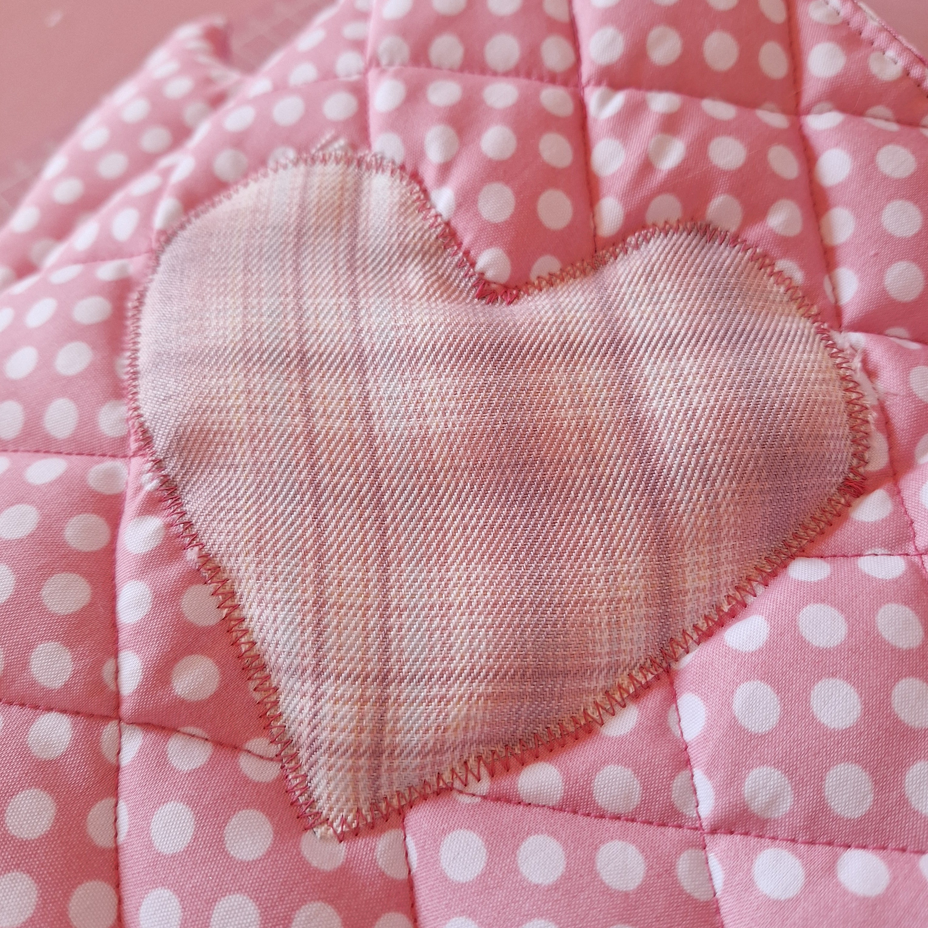 Bolso de tiburón rosa