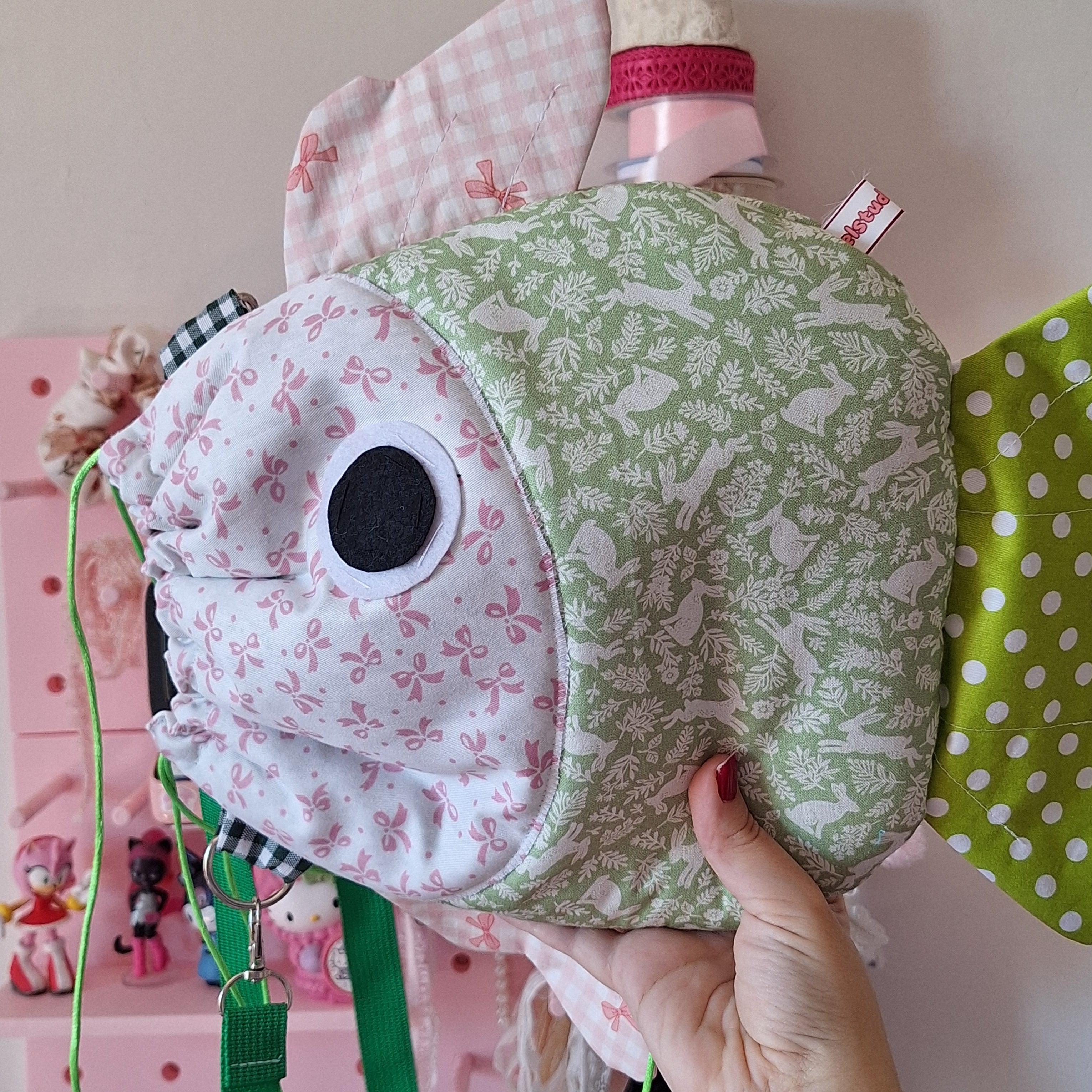 Strawberry Matcha - bolso en forma de pez