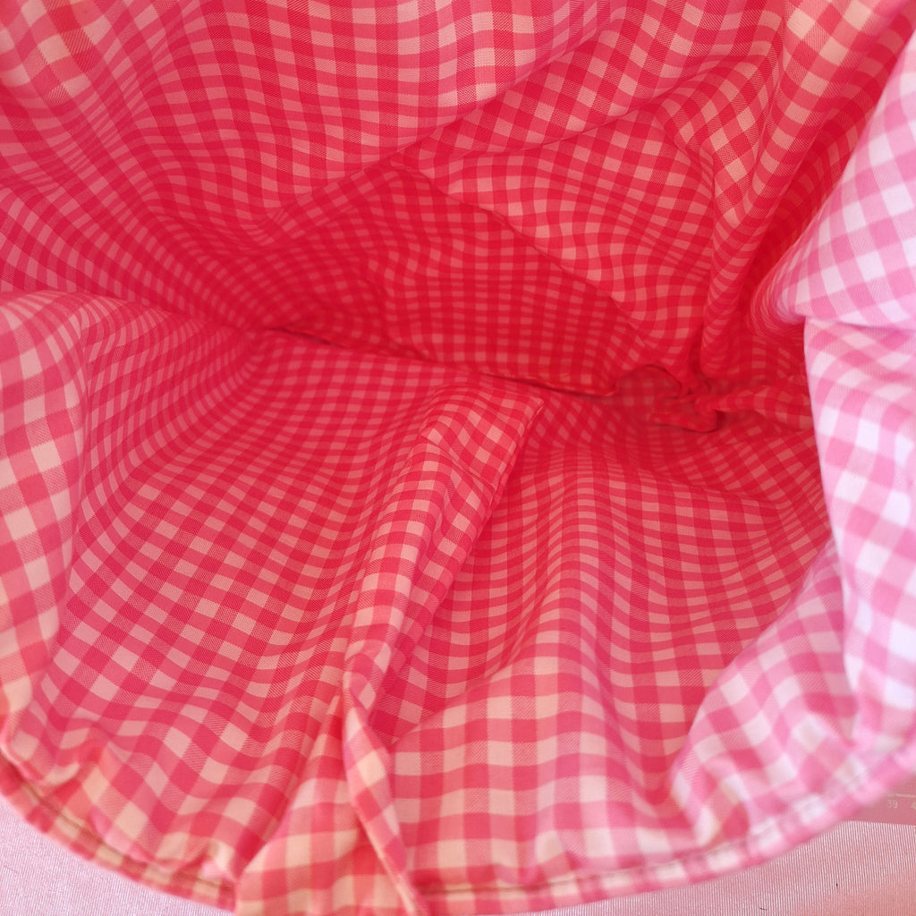 Bolso de tiburón rosa