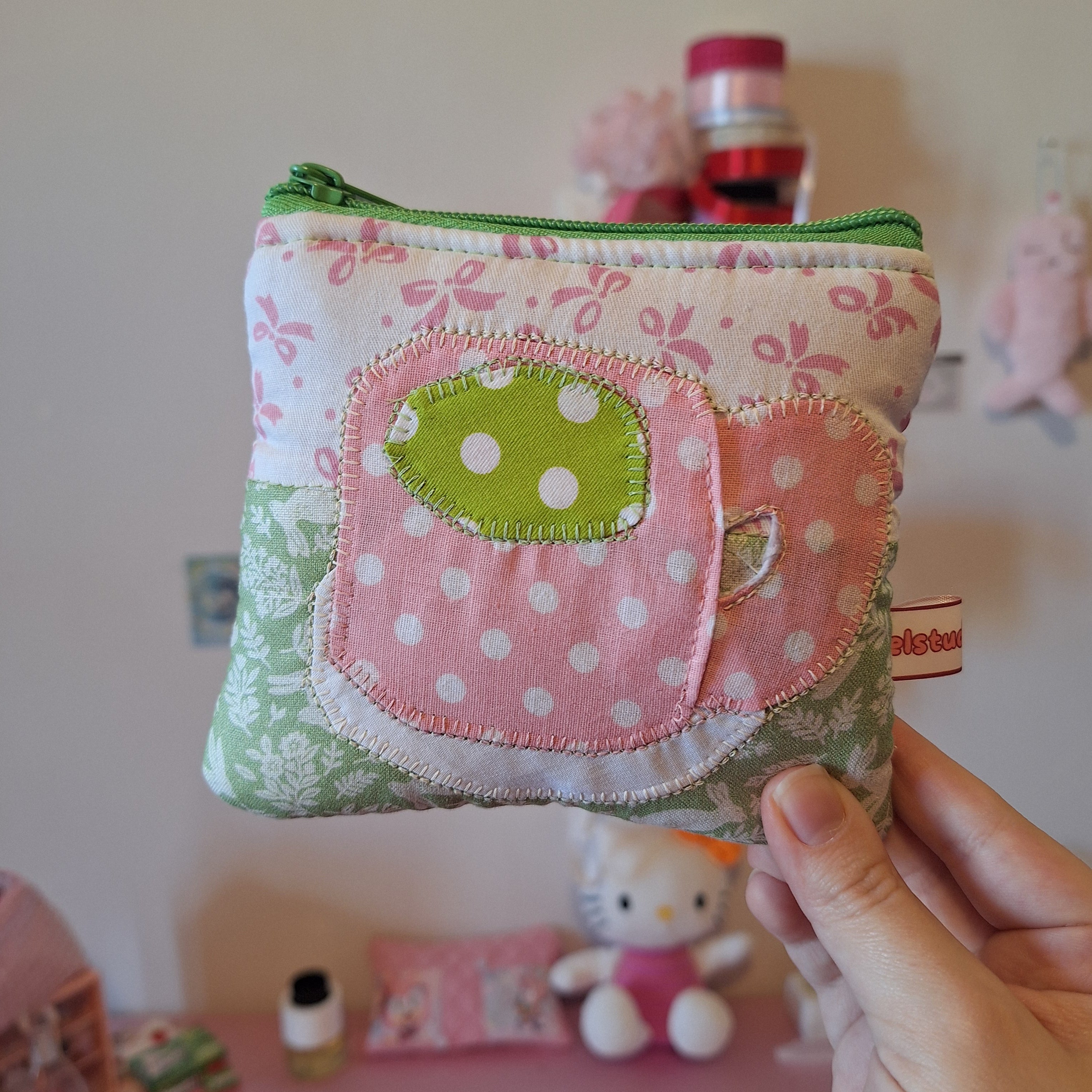 Monedero strawberry matcha